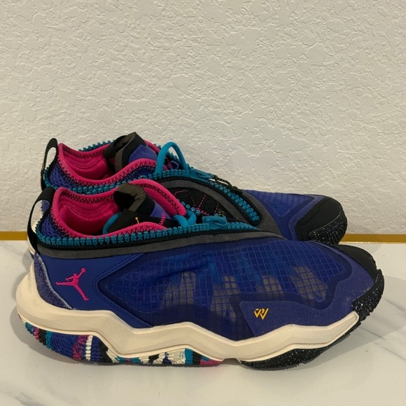 Air Jordan Why Not? Colorful Athletic Sneakers with Pink and Blue Accents main image 8